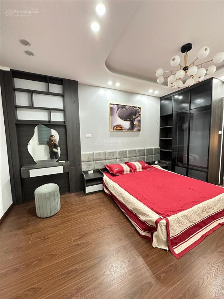 Mai động 32m căn góc cách ôtô vài bước chân sổ đẹp giá 5,9 tỷ