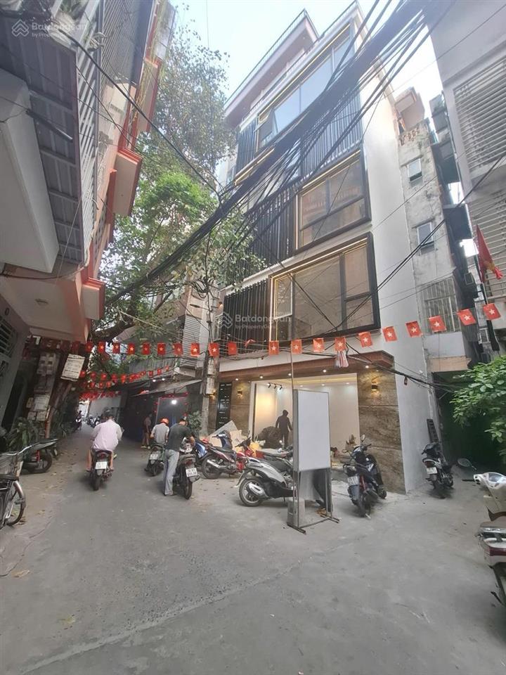 6.4 tỷ  minh khai, 2 thoáng ngõ thông 35m2 5tầng sổ riêng, ko qh, nhiều tiện ích. sổ đỏ đẹp