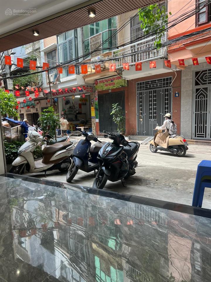 6.4 tỷ  minh khai, 2 thoáng ngõ thông 35m2 5tầng sổ riêng, ko qh, nhiều tiện ích. sổ đỏ đẹp