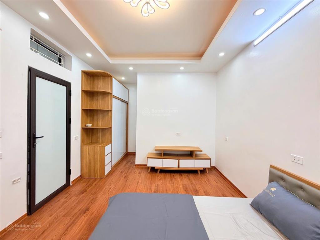 Trần khát chân giao lò đúc 3 thoáng vĩnh viễn, full nội thất 37m² x 5 tầng, ko quy hoạch