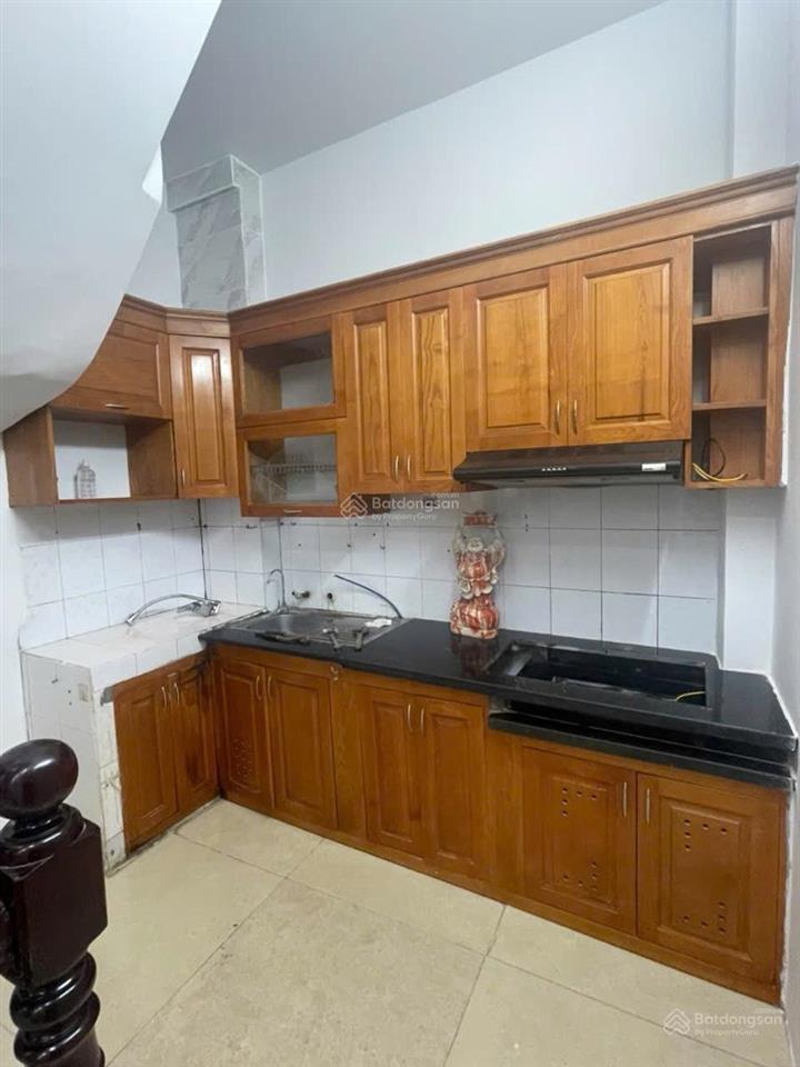 Trương định ngã tư chợ mơ, 30m, ngõ thông 2 thoáng gần phố, 4 tầng đẹp giá chỉ 5,8 tỷ