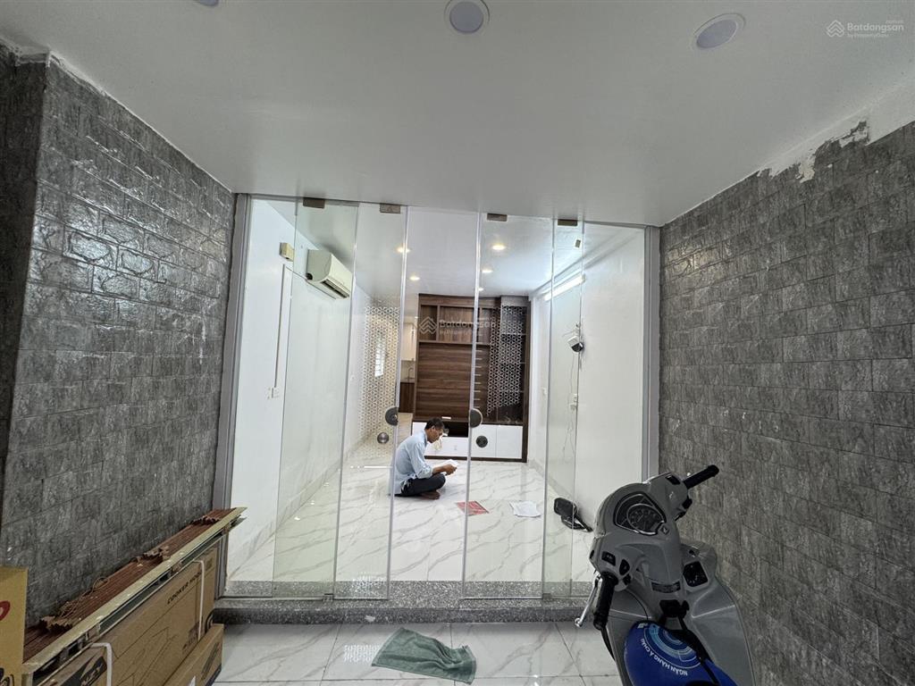 Minh khai  mai động sd 84m2  3 phòng ngủ căn góc 2 thoáng giá 3,8 tỷ, ô tô cách 20m