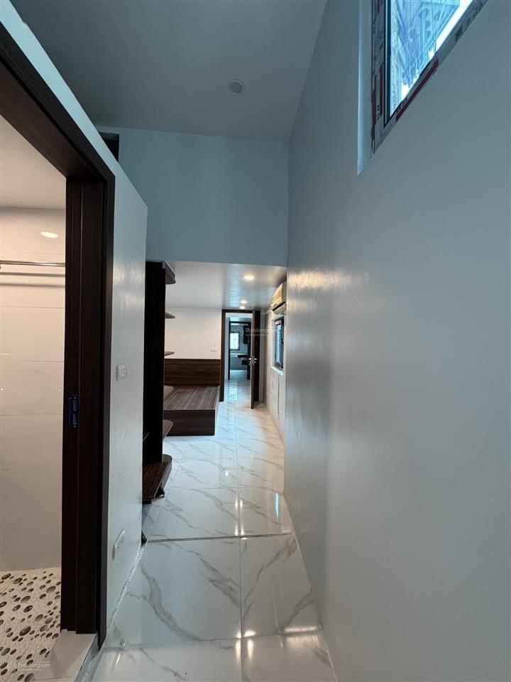 Minh khai  mai động sd 84m2  3 phòng ngủ căn góc 2 thoáng giá 3,8 tỷ, ô tô cách 20m
