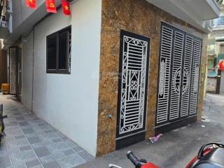 Hiếm bạch mai  lê thanh nghị căn góc 2 thoáng, ngõ to, 3 ngủ, dt 40m2, 4 tầng, giá 5,1tỷ sổ đỏ