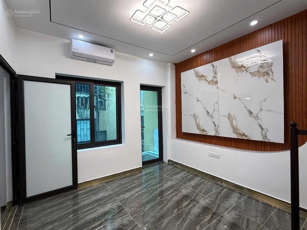 Giá hời! nhà p. bạch mai 2 thoáng, ngõ thông kinh doanh, sổ đẹp 38m2 x 5t, nhiều tiện ích