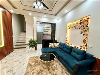 Giá hời! nhà kim ngưu lô góc, kinh doanh, thông minh khai, 4 ngủ full nội thất, sđcc, ở ngay