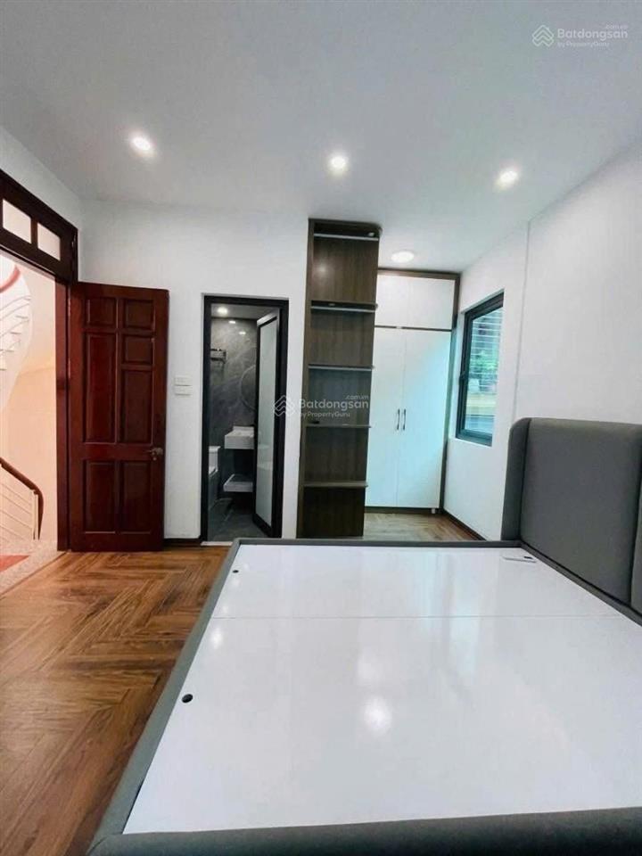 Bạch mai căn góc 2 thoáng dt 35m², 5 tầng 4 ngủ, ngõ rộng, 20m ra mặt phố bạch mai, giá 7,4 tỷ