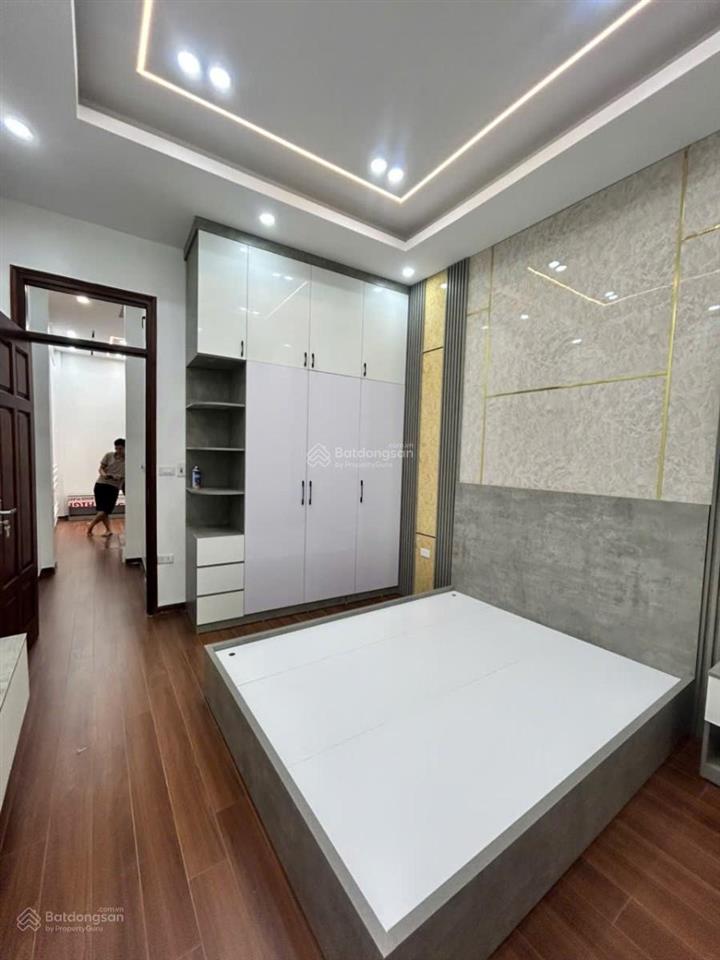 Minh khai, lô góc, ngõ thông kinh doanh, 50m2 x 5 tầng full nội thất, không qh, nhiều tiện ích