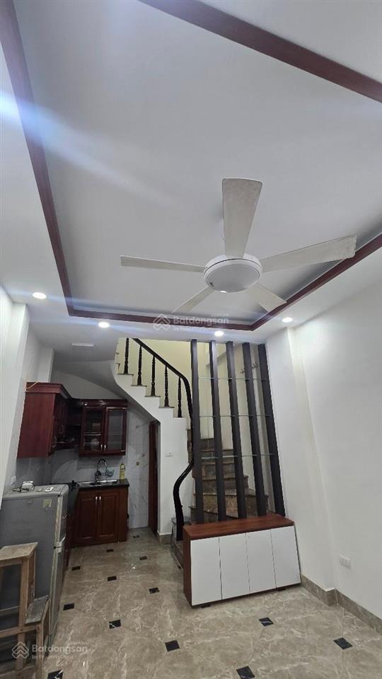 Lô góc kim ngưu, ngõ nông, sđcc 25m2, 3 ngủ full nội thất, không quy hoạch