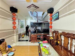 Cần bán gấp nhà tân mai 29m2, 4 tầng, 3 ngủ, căn góc thoáng, sổ đỏ, giá 4,3 tỷ