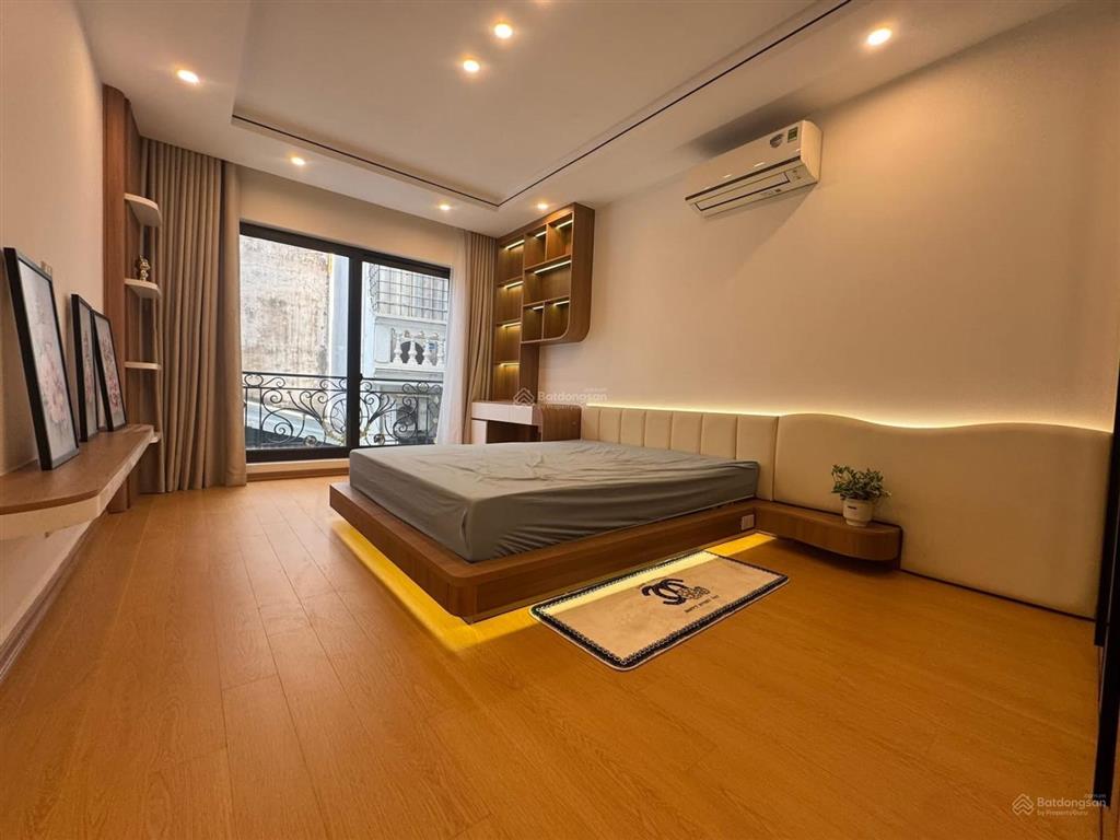 Bán nhà bạch mai sổ đỏ ô tô đỗ cửa kinh doanh, 3 ngủ nhà 5 tầng giá 5,1 tỷ