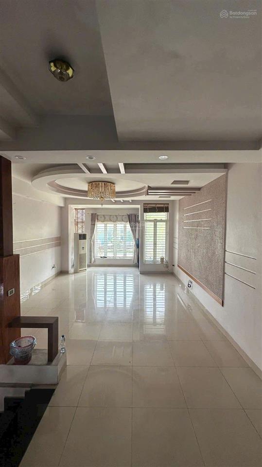 Bán nhà mặt phố tại lê hữu tựu, 13.9 tỷ, 102 m2, giá siêu hời, mặt tiền 5m