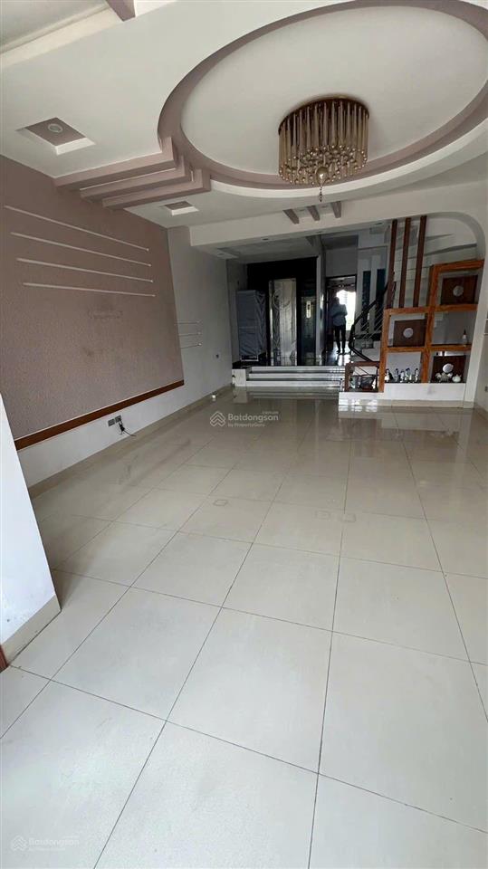 Bán nhà mặt phố tại lê hữu tựu, 13.9 tỷ, 102 m2, giá siêu hời, mặt tiền 5m