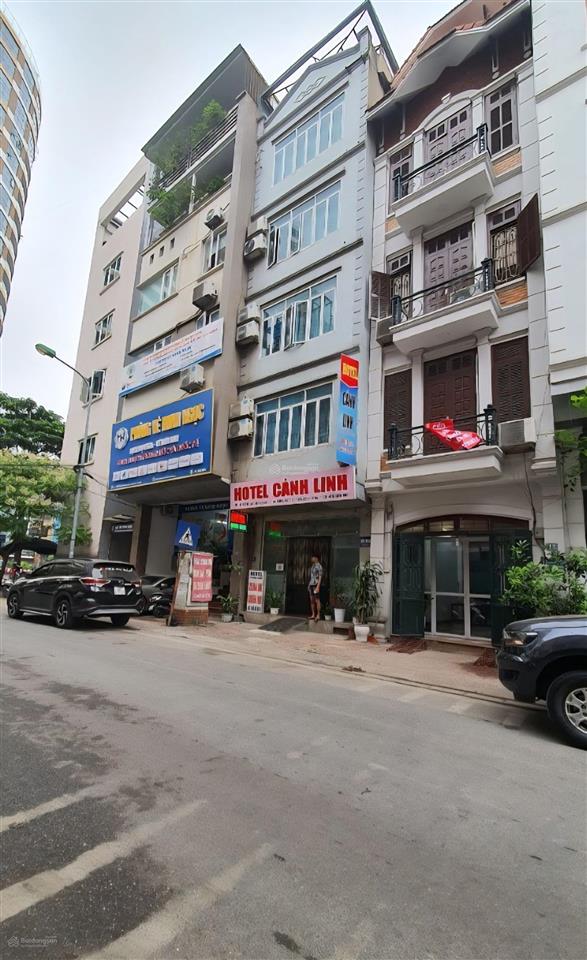 Bán đất tại lạc long quân, giá ưu đãi 59,9 tỷ, 80 m2, mt 6m, vỉa hè 3 ô tô tránh, 20m ra hồ tây