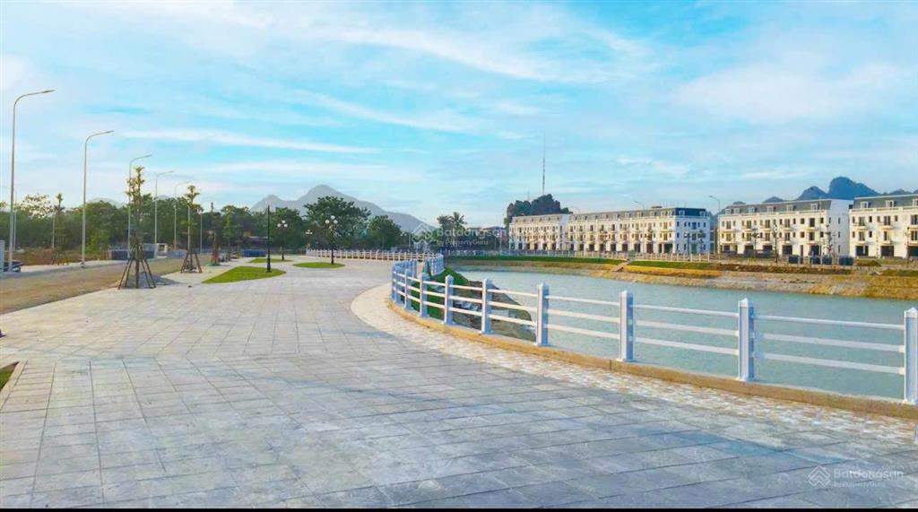 Đất dự án ven đô hà nội giá chỉ 1,5 tỷ có 138m2,trung tâm thị trấn,cạnh khu cn 300ha,dân cư sầm uất