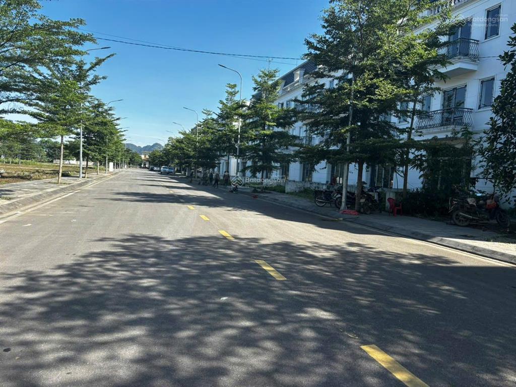 Đất dự án ven đô hà nội giá chỉ 1,5 tỷ có 138m2,trung tâm thị trấn,cạnh khu cn 300ha,dân cư sầm uất