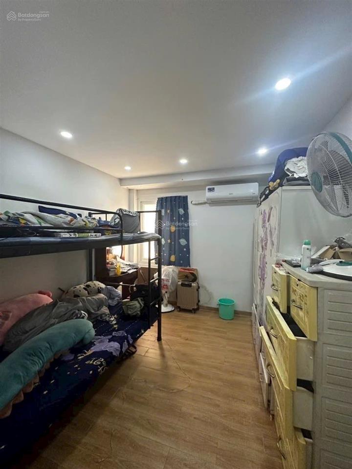 Ubnd tân phú sát bàu cát tân bình nhà 2 tầng x 30 m 2 phòng 2 wc nhà đúc kiên cố còn mới