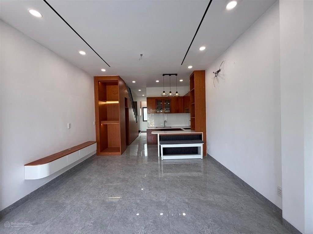 Bán nr, trường lưu, 4,05 tỷ, 75m2, 3pn, 3wc, 2 tầng