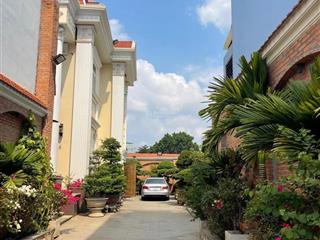 Bán biệt thự sân vườn 652m2 full thổ cư  gần lê văn thịnh quận 2  nghỉ dưỡng ngay trung tâm q2