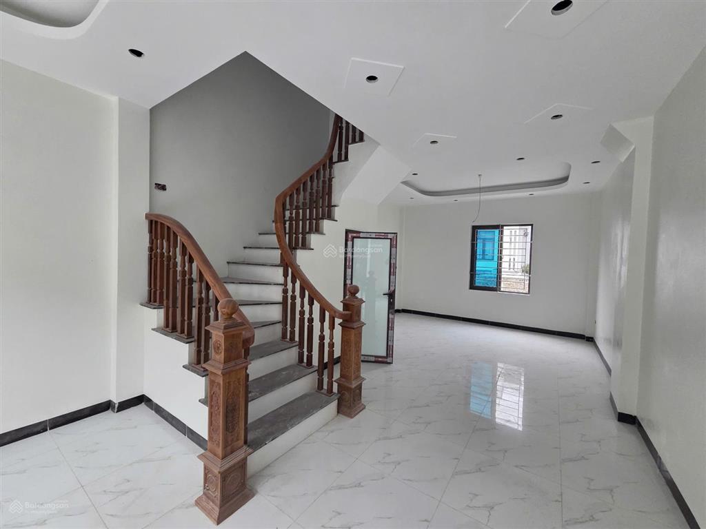 Rẻ nhất hà nội !! chỉ 2.x tỷ có nhà xây mới cực đẹp. đầu tư cho thuê tốt chỉ cần 1 tỷ là nhận nhà