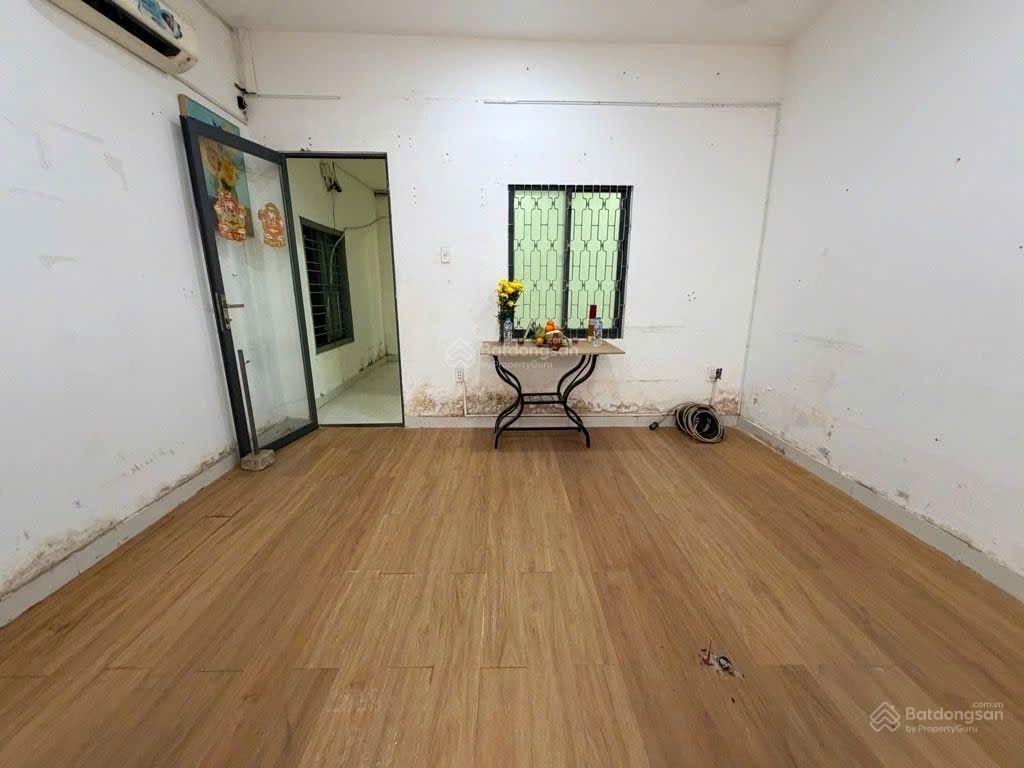 Nhà bình thạnh  sát quận 1  gpxd 4 tầng  view landmark 81  pháp lý sạch  60m2  9,2 tỷ còn tl