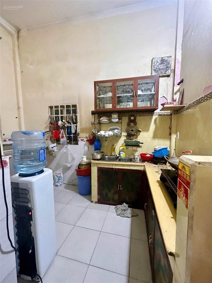 Nhà 2 tầng  4 x 10 m  giá nhỉnh 4 tỷ , kế bên aeon mall bình tân  bùi tư toàn  an dương vương