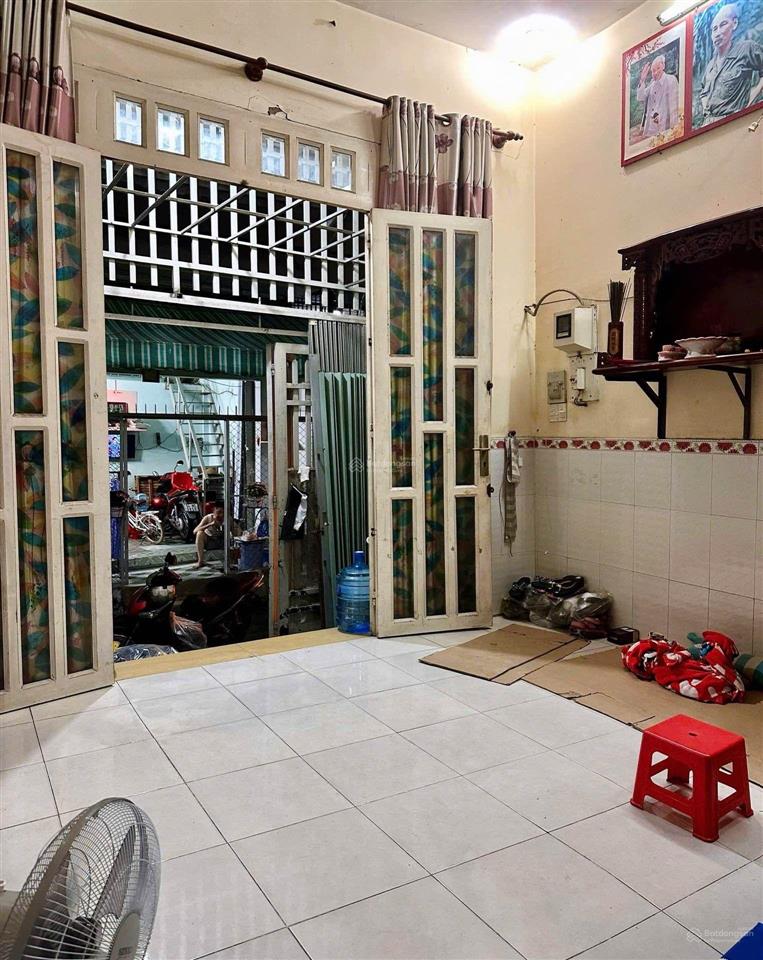 Nhà 2 tầng  4 x 10 m  giá nhỉnh 4 tỷ , kế bên aeon mall bình tân  bùi tư toàn  an dương vương
