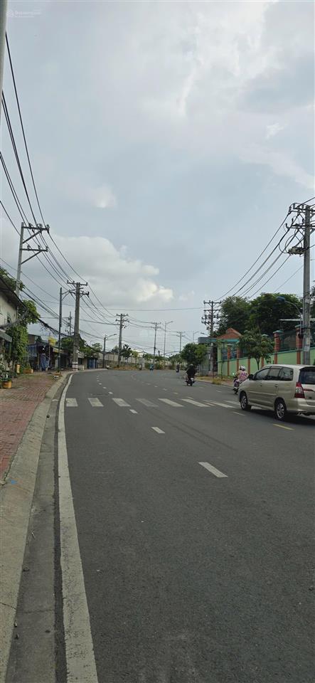 150 tr/m2ctxd 10 tầng bán nhà mặt tiền kd lê văn chí gần hoàng diệu 2, 7x30m, 3 tầng, 500m2 sàn