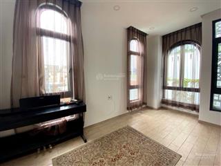 Vạn kiếp . hxh 1 trục  3 tầng btct . 75m2 . sổ hoàn công đủ . 5pn . cách mt 30m . chĩ 9.5 tỷ tl .