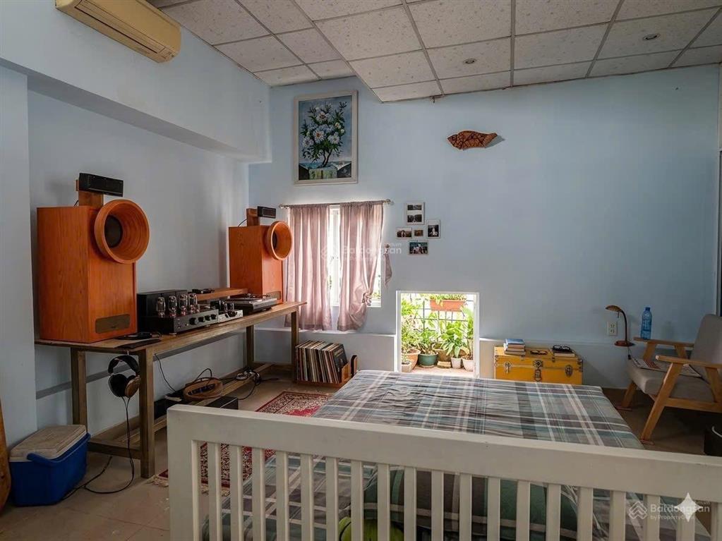 Chủ đi mỹ cần bán gấp nhà 3 tầng đường nguyễn lộ trạchđối diện toà masteri