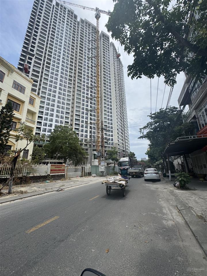 Chủ đi mỹ cần bán gấp nhà 3 tầng đường nguyễn lộ trạchđối diện toà masteri