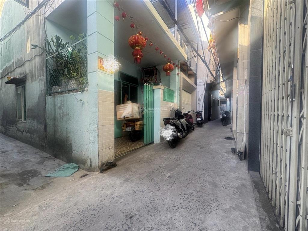 Bán đất tặng nhà 2 tầng  2 mặt kiệt thoáng mát  kiệt 96 điện biên phủ thông lê độ