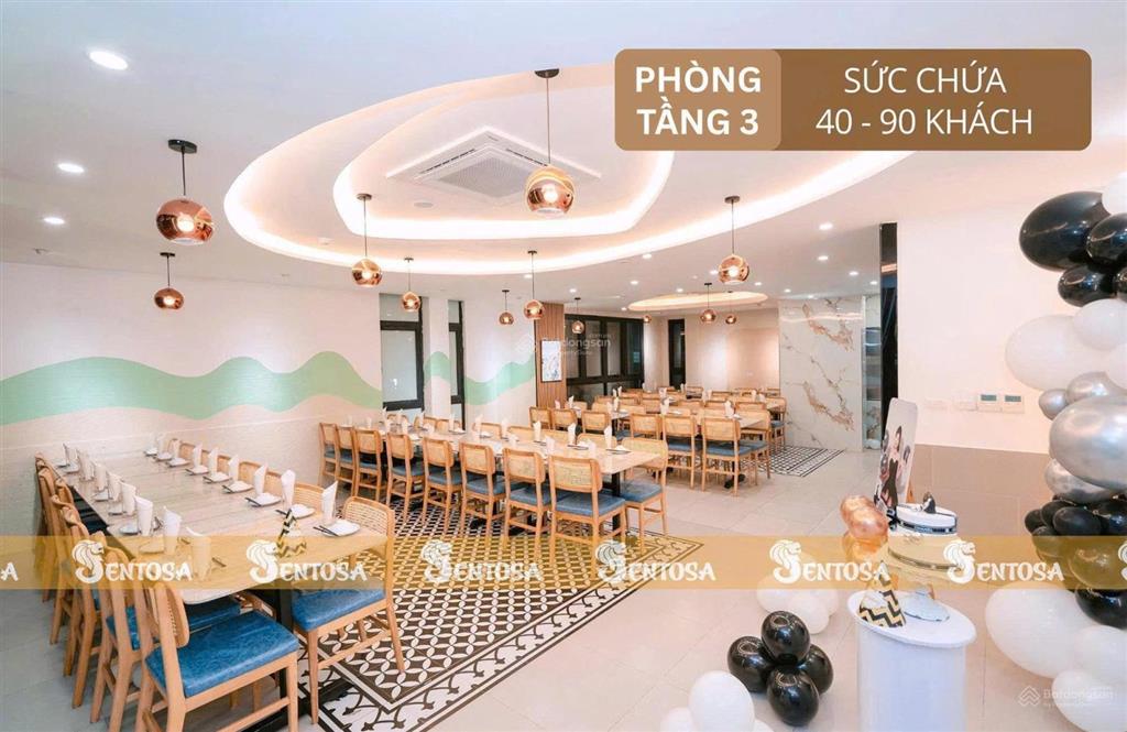 Cho thuê nhà mặt phố nguyễn văn huyên mt 8m 8 tầng có thang máy diện tích  95m2 x7 tầng