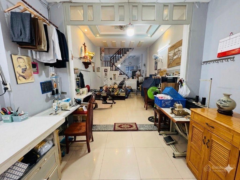 Chuyển nơi làm việc cần bán gấp nhà phan huy ích  gò vấp  57m2  2 tầng  hẻm ô tô quay đầu