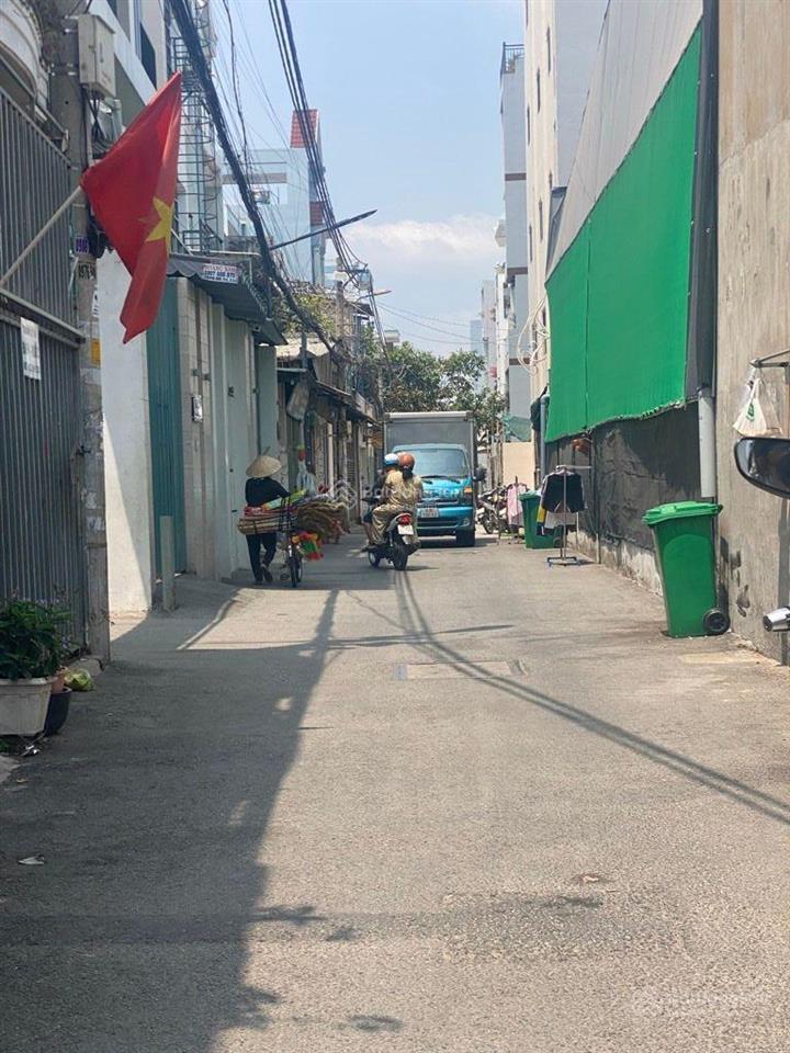 Chuyển nơi làm việc cần bán gấp nhà phan huy ích  gò vấp  57m2  2 tầng  hẻm ô tô quay đầu