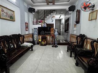Ngộp bank bán gấp chỉ 6,8 tỷ  ngay ng v. quá q.12  dt 5m x 24m xây full  4 tầng btct  hẻm 5m.