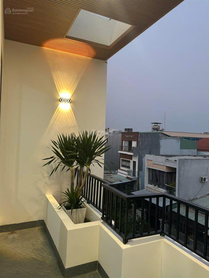 Bán nhà mặt tiền ngang 5 dài 16m