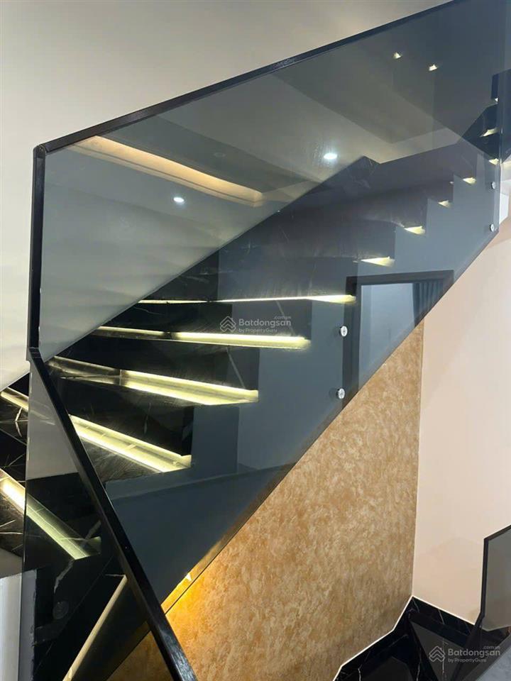 Bán nhà mặt tiền ngang 5 dài 16m