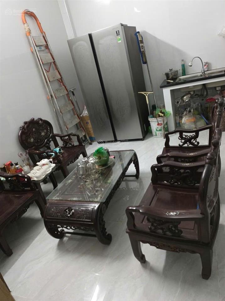 Nhà hiếm cầu giấy ngõ to như phố  35m, 5t. chỉ 13 tỷ kd tốt. gần công viên bờ sông