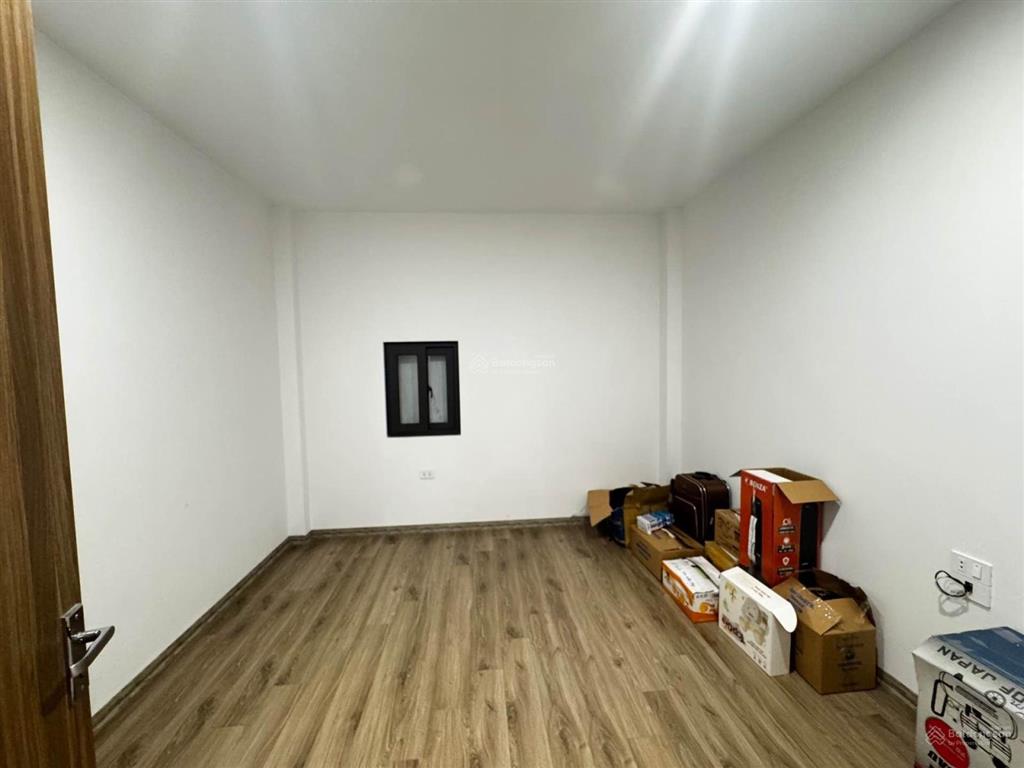 Hiếm, bán nhà 4 tầng sát ngay ngã tư xã phúc thịnh 6.2 tỷ  55m2 ô tô đỗ cửa