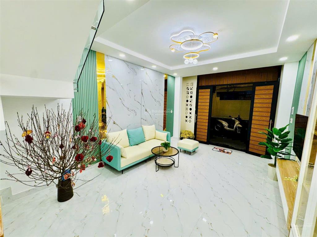 55m2 ( ngang 4)  hẻm 6m ô tô  giá 3tỷ thích quảng đức, giá tốt, 55m2, 3pn, 3wc, phú nhuận