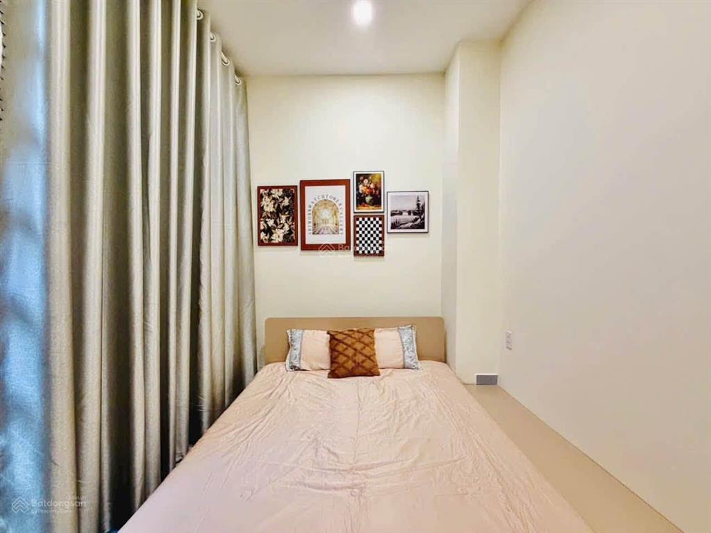 Bán nhà hoa lan, giá 5ty8, 64m2 (4x15m)  3lầu hxh 10m, 7pn, 7wc, tiện ích đầy đủ. sổ hồng