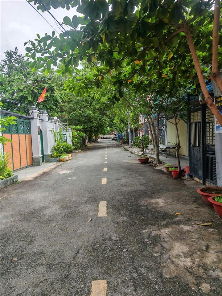 Nhà 1 trệt 2 lầu  giá 6.63 tỷ  giá cực tốt  đường hồng đức , bình thọ , thủ đức  khu an ninh