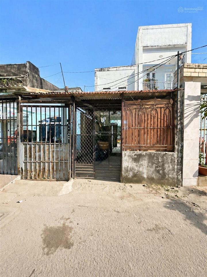 Bán nhà 4x23m, gần nguyễn văn quá, đường ô tô 6m thông, quận 12, chỉ 5.65 tỷ