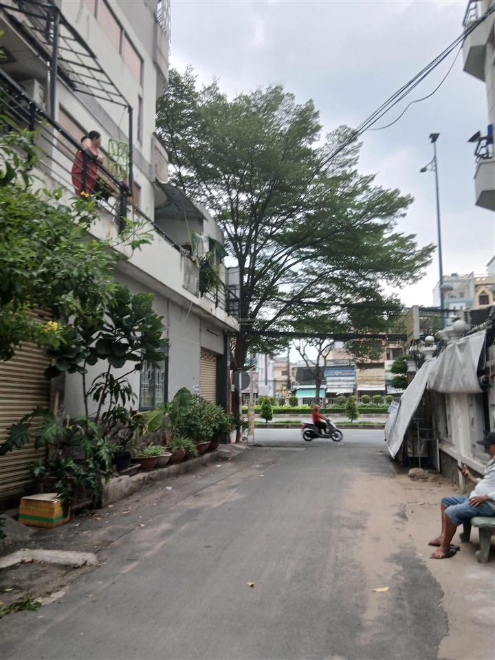 Bán nhà 8x22m, 161m2, hẻm 6m, sát mt trường chinh, 3 tầng, 9.99 tỷ, quận 12