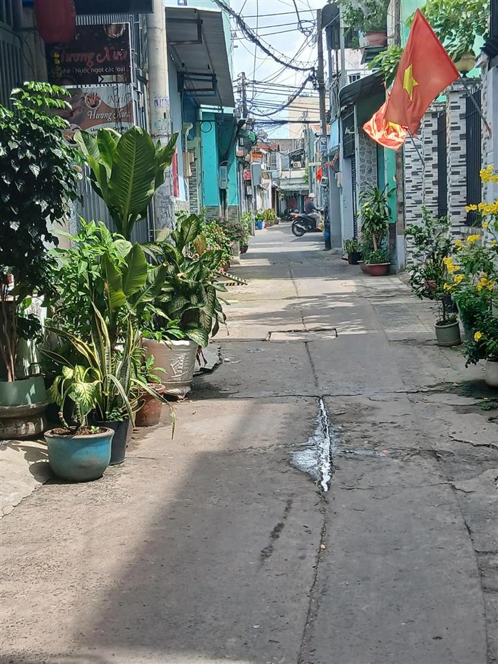 Bán dãy trọ 6 phòng, đông hưng thuận 11, 4x23m, ra mặt tiền chỉ 30m, 5.5 tỷ, quận 12