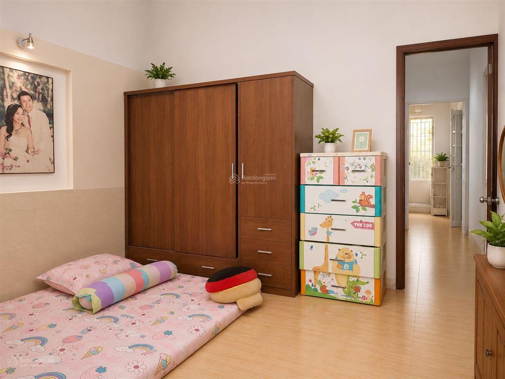 Bán nhà 2 tầng, trần thị trọng (cống lở), 4x13m, hẻm 4m, chỉ 5.5 tỷ, tân bình