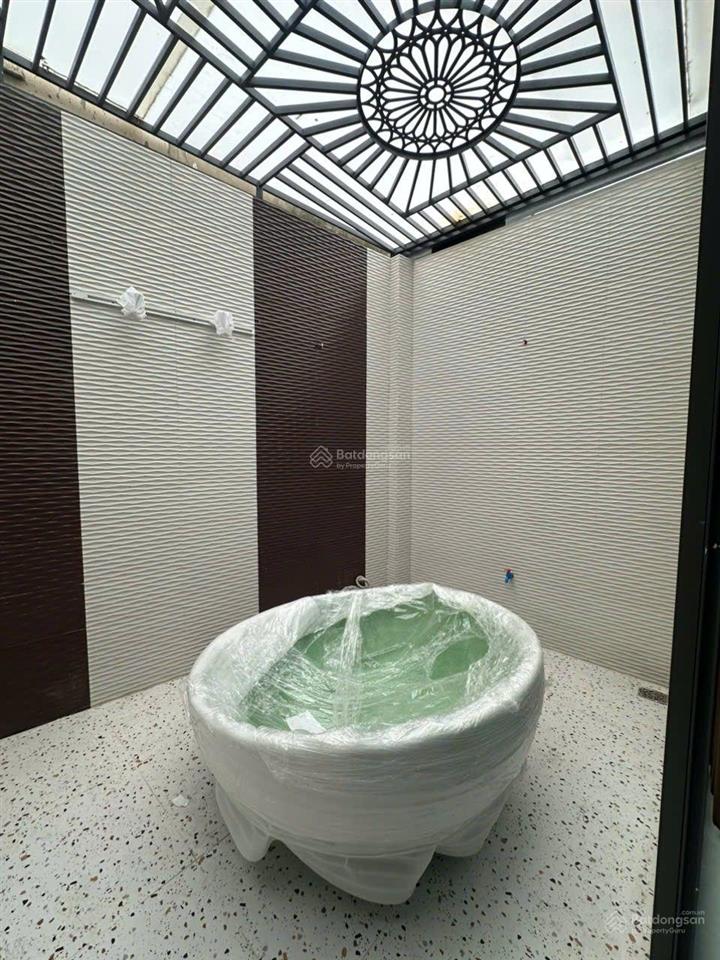 Bán chdv 15 phòng, 4.2x26m, 7 tầng, nguyễn ảnh thủ, đường 12m, nhỉnh 12 tỷ, quận 12.