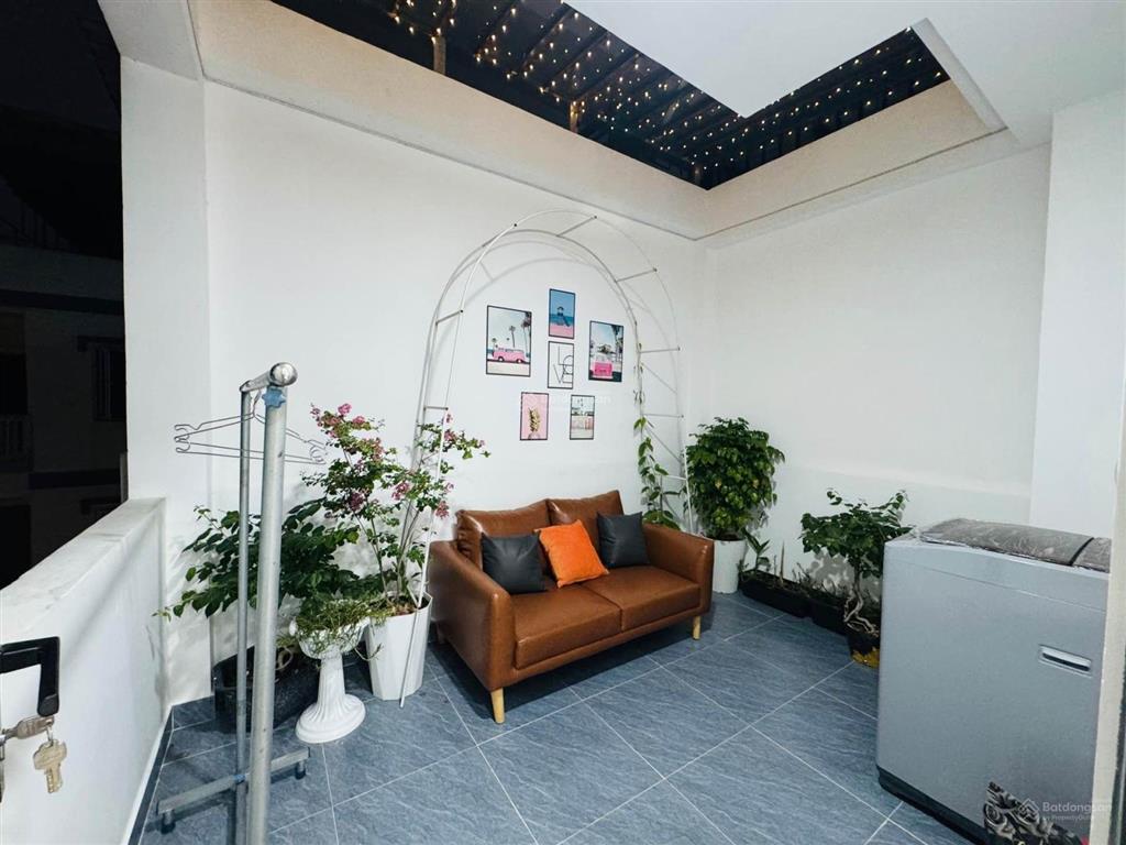 Nhà đẹp gò vấp, 4 tầng, căn góc full nội thất, quang trung, chỉ 6,6 tỷ, đường ô tô