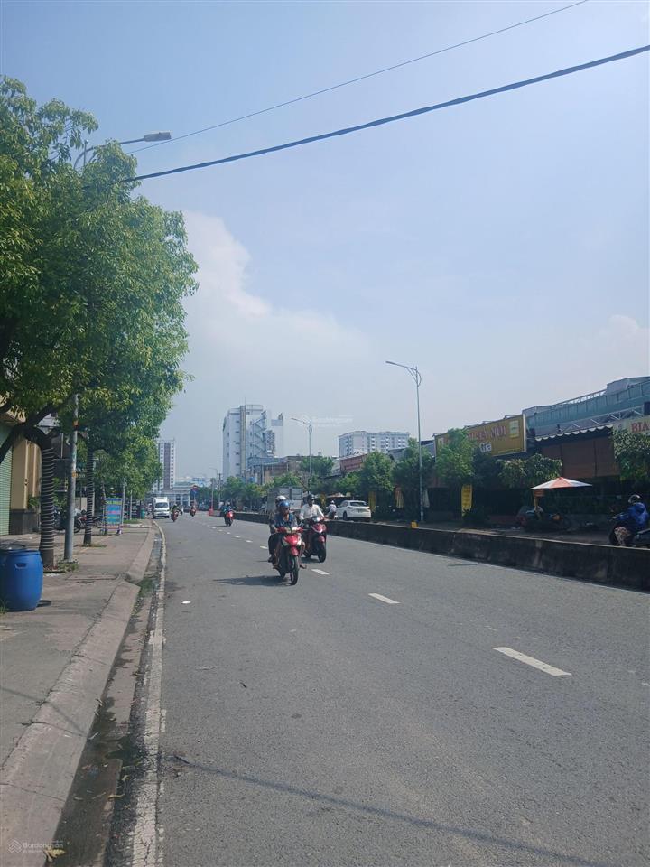 Bán nhà mt đường dương thị giang, 16x39m, 600m2, quận 12, 65 tỷ tl